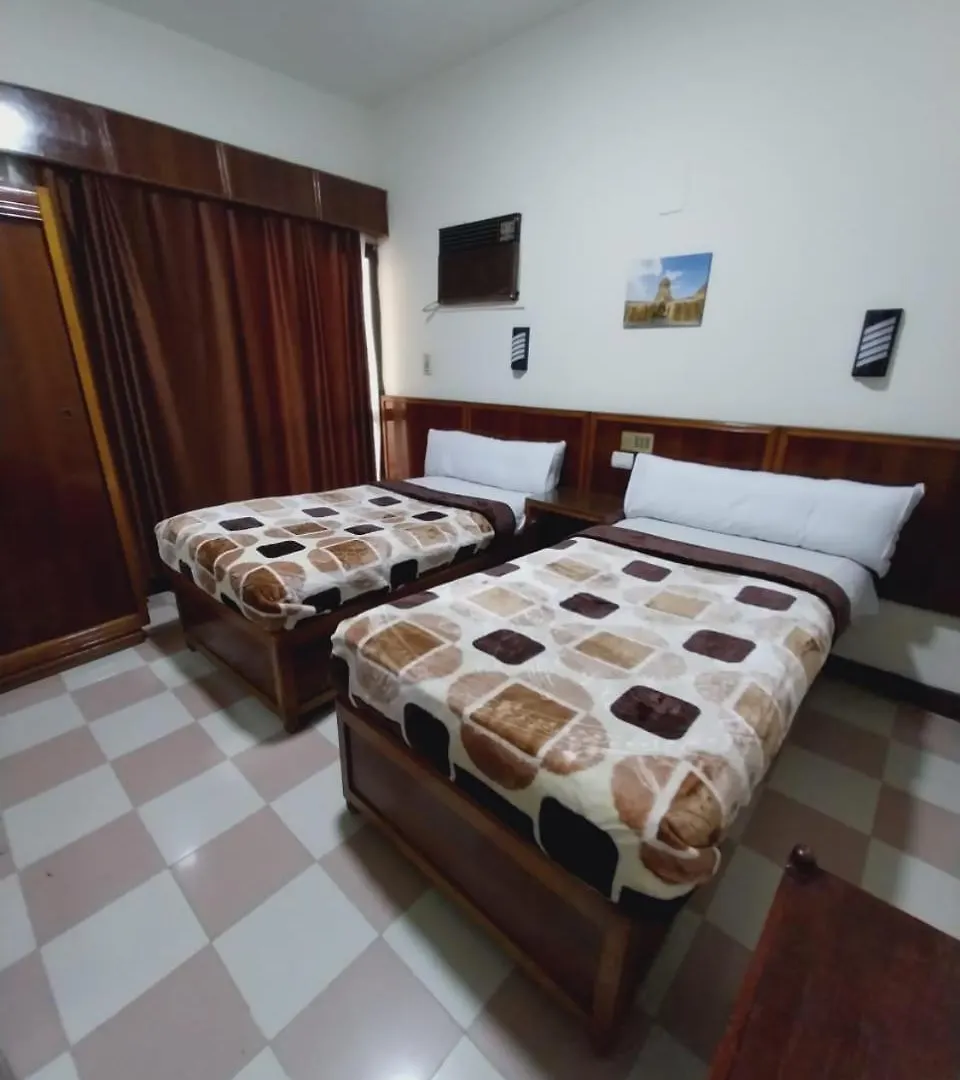 Merry Land Hotel & Roof Top Nile Restaurant Λούξορ Αίγυπτος