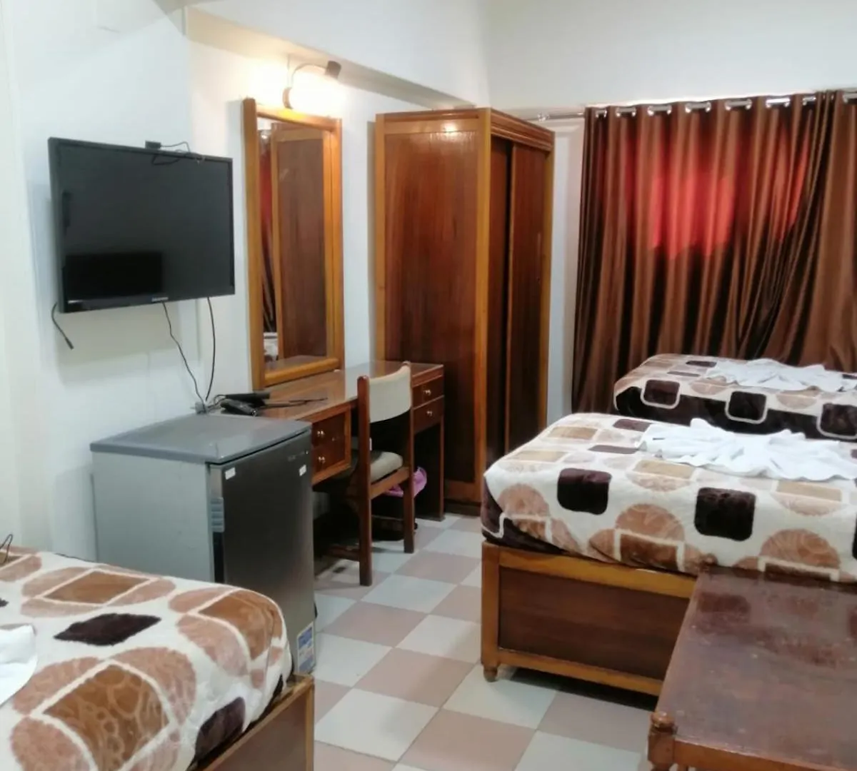 **  Merry Land Hotel & Roof Top Nile Restaurant Λούξορ Αίγυπτος