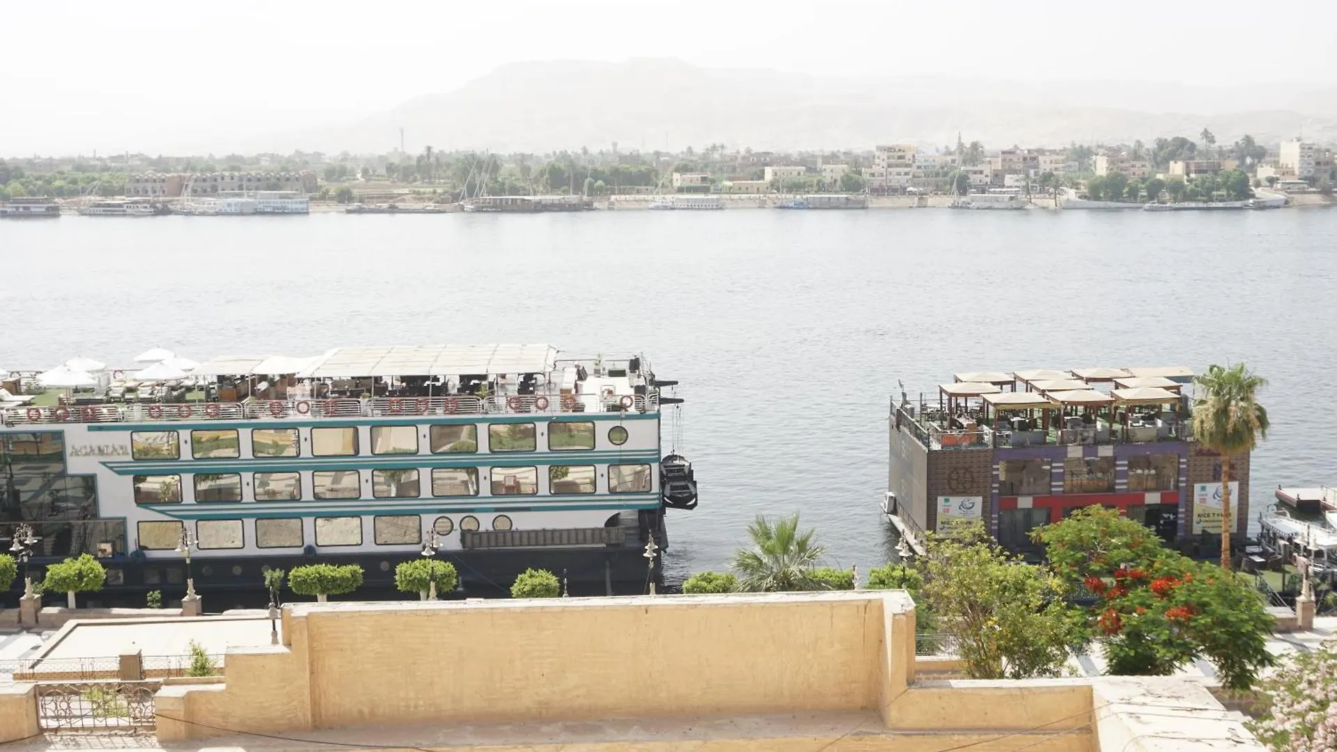 Merry Land Hotel & Roof Top Nile Restaurant Λούξορ Αίγυπτος