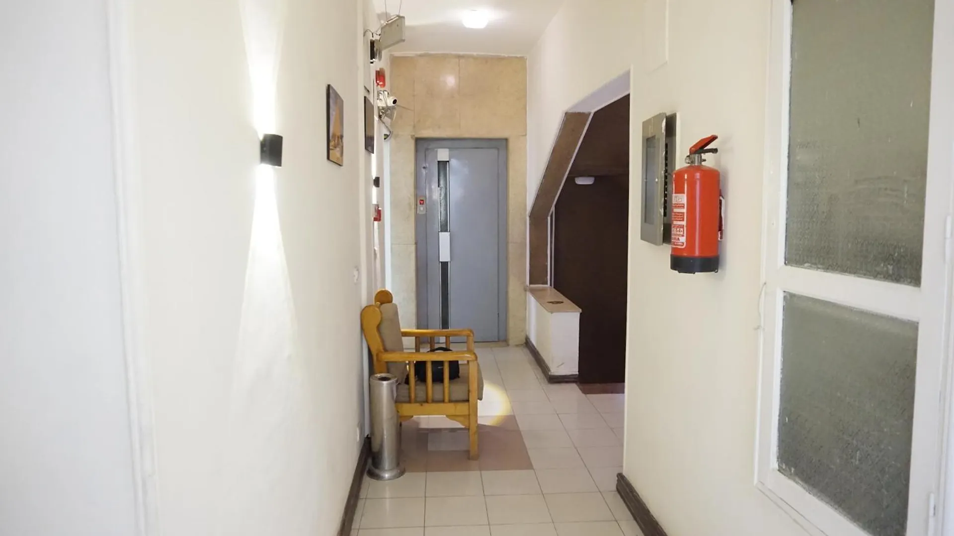 Merry Land Hotel & Roof Top Nile Restaurant Λούξορ